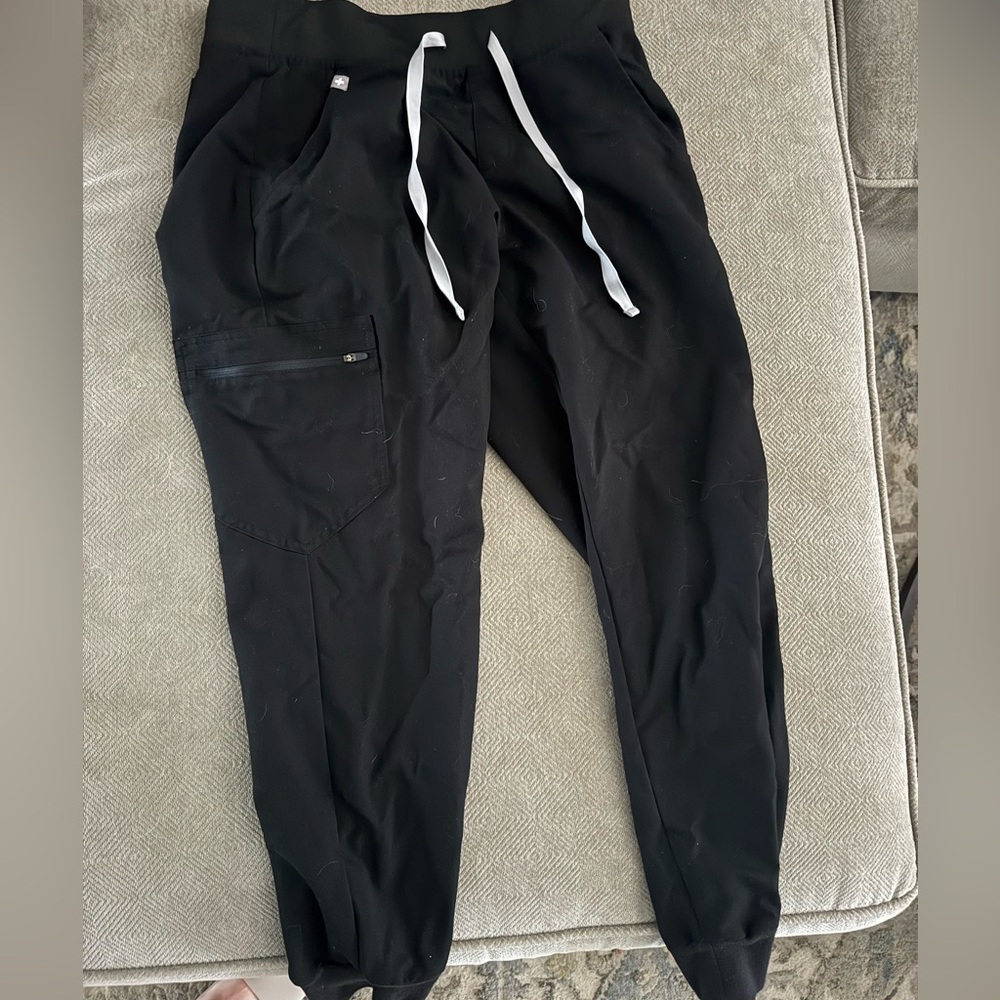 FIGS Technical Collection Jogger Scrubs